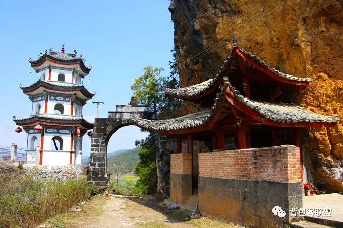 腾冲银杏村战争遗址,腾冲银杏村玻璃栈道