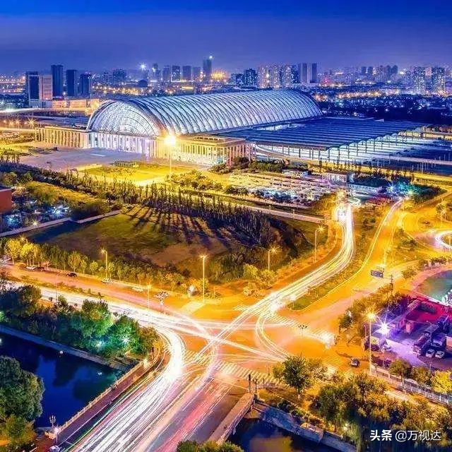 为何有的老人会说“穷河东，富河西，砸锅卖铁红桥区”？