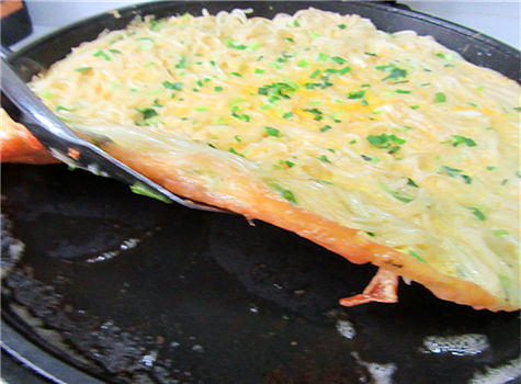 面条怎么做早餐饼,面条饼怎么做简单又好吃