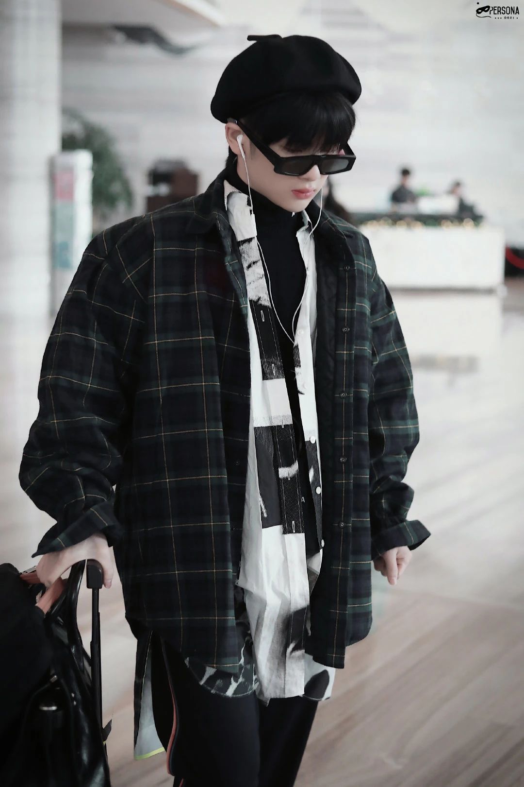 周震南被吓到,看周震南reaction反应