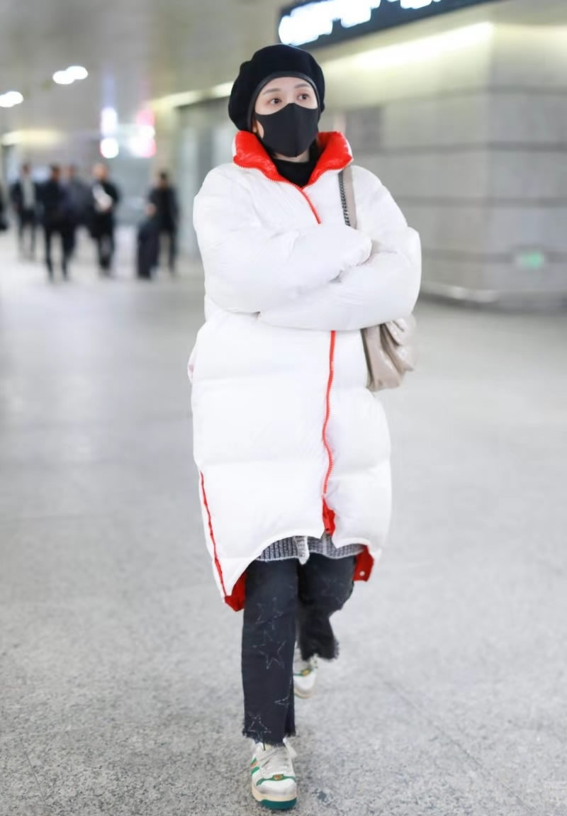 脏羽绒服真的可以一喷去污吗,白色羽绒服防脏喷雾