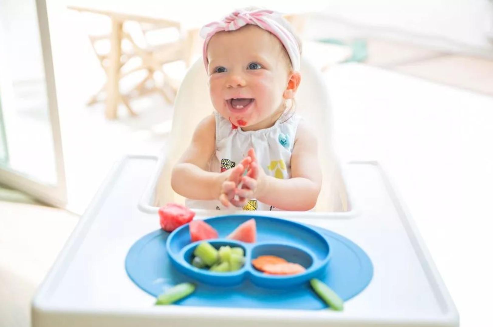 “哺乳期想要奶源充足”，哪些蔬菜水果不宜进食？新手父母要知晓