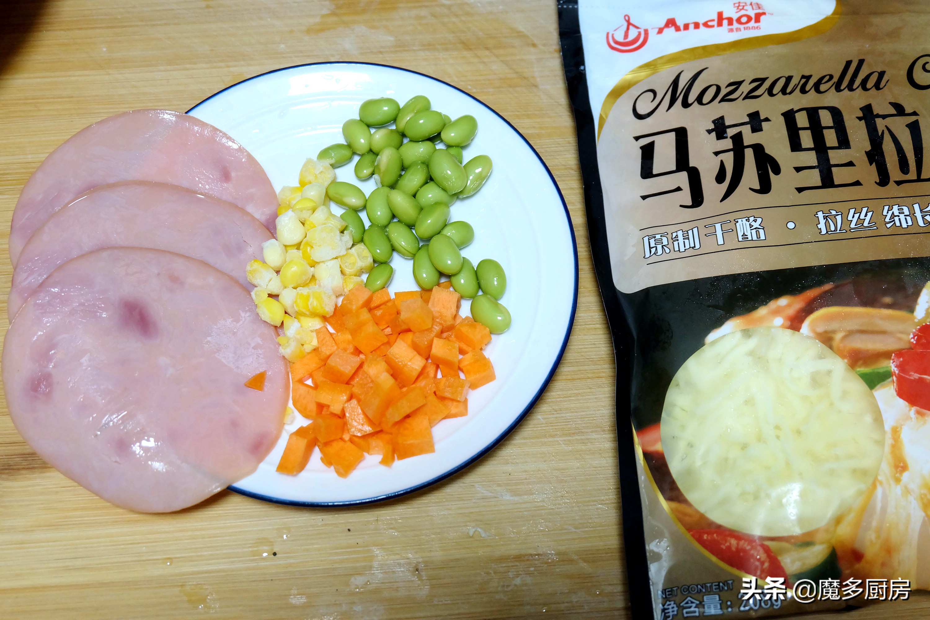 披萨最简单的做法连5岁小孩都会,适合小孩做的美食披萨不用芝士