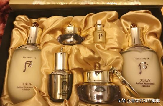 适合五十岁女人抗皱补水用的水乳,30岁以上女人抗皱水乳