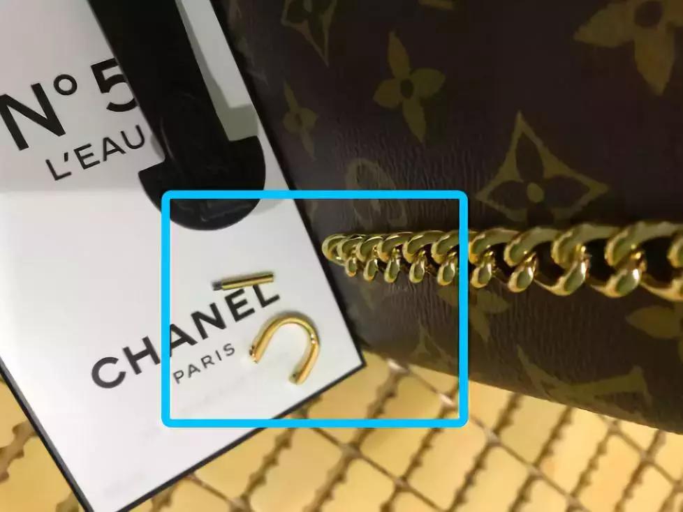 三万多块钱买的迪奥戴妃,迪奥戴妃包掉皮