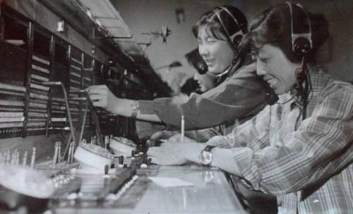 老物件放映机,老物件座钟介绍大全