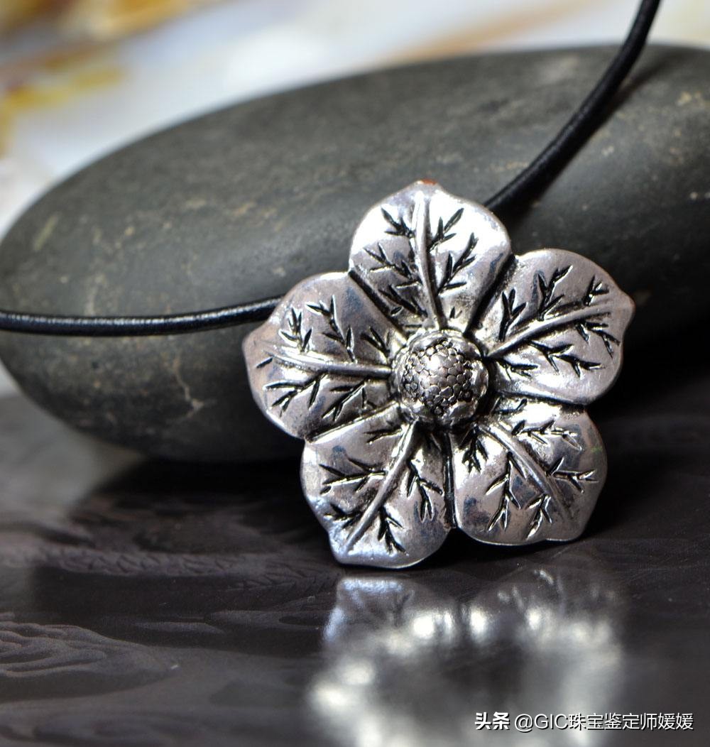 怎样买真银饰,怎样鉴别纯银首饰是不是纯银的