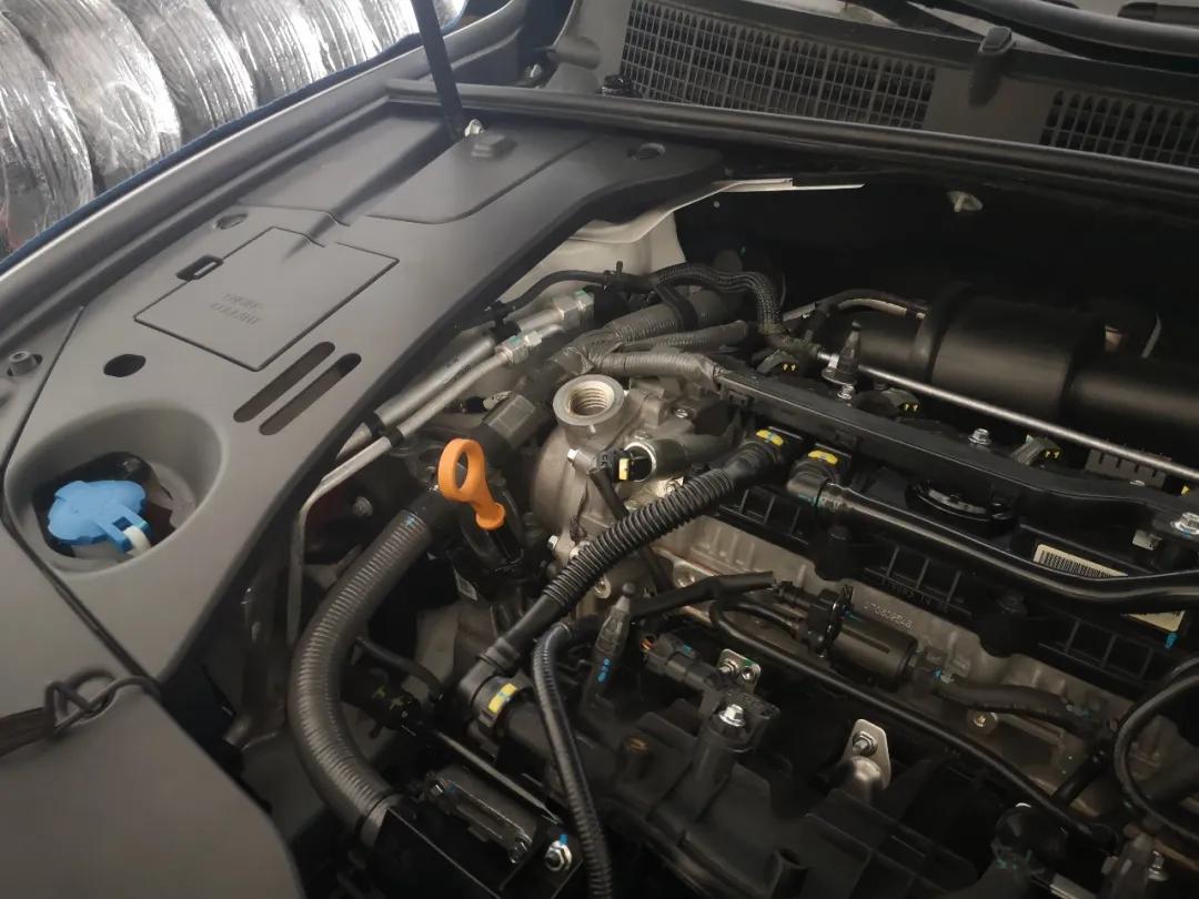 10万买吉利博越够吗,价格最高的一款吉利博瑞