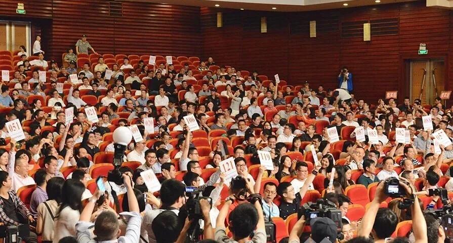 曾涨幅全国第一，流行全款绑车位！嘉兴房价“大锅”上海人不背