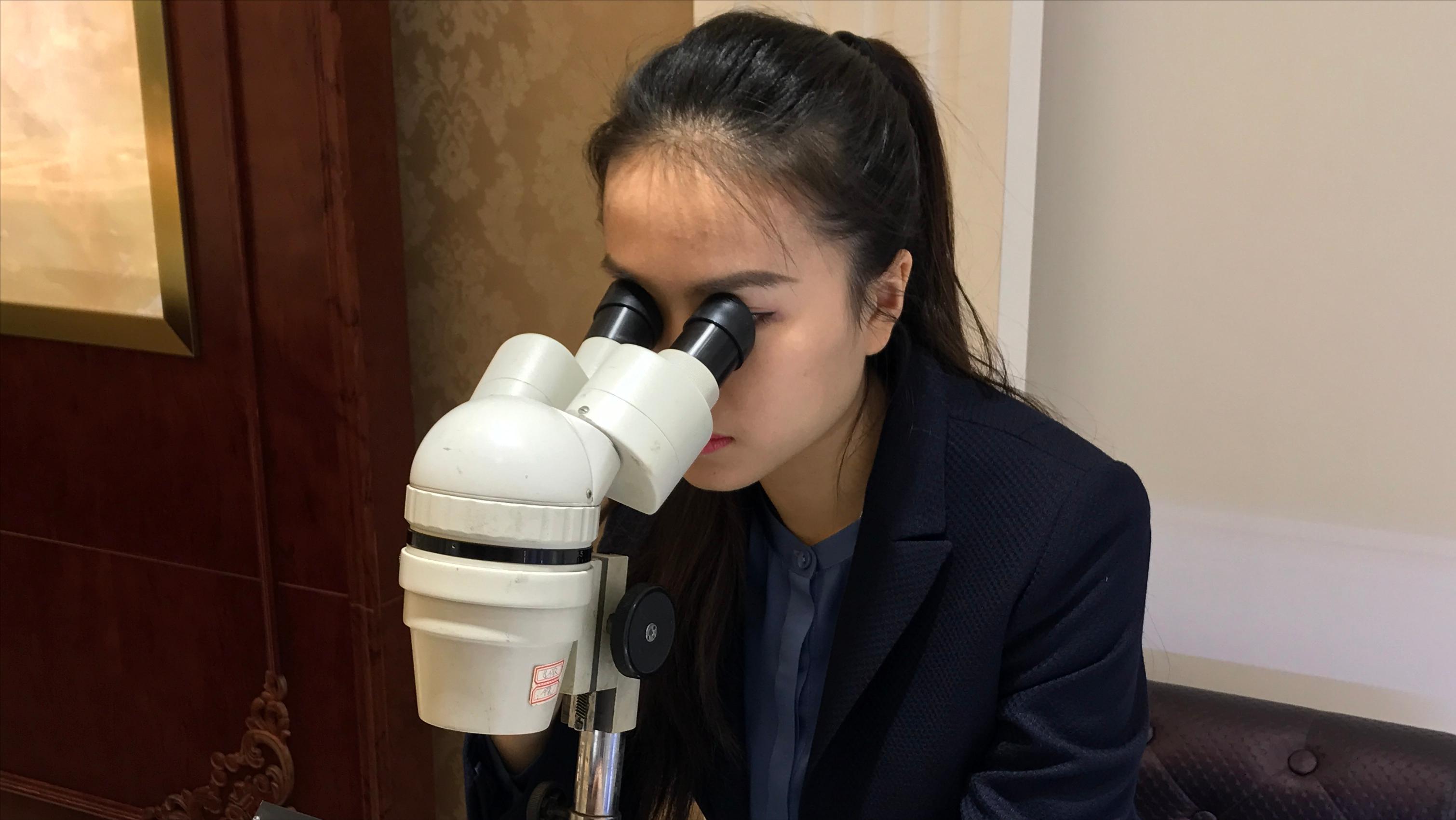 27岁回国创立珠宝新品牌新乡美女挑战平原路商圈年轻人超喜欢