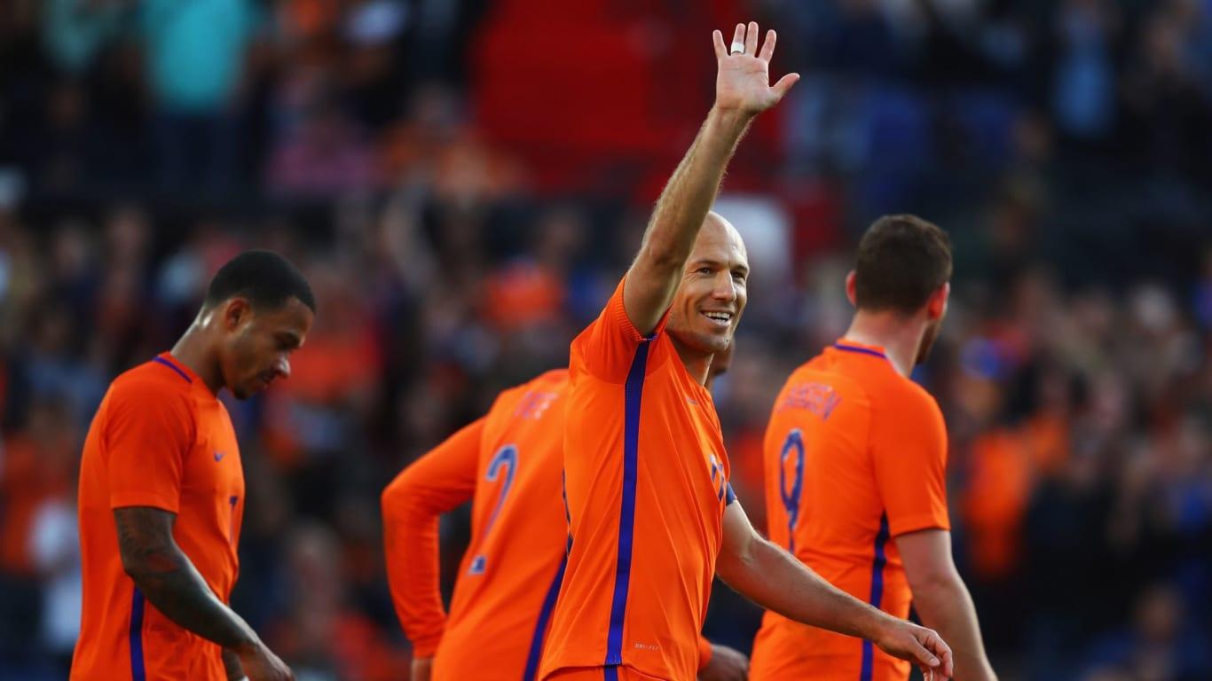 小飞侠罗本内切是什么,罗本小飞侠退隐内切没看够