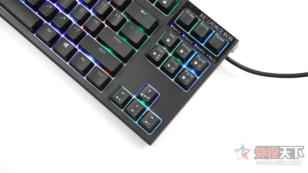 机械键盘rgb灯和混光哪种好,旗舰级rgb键盘