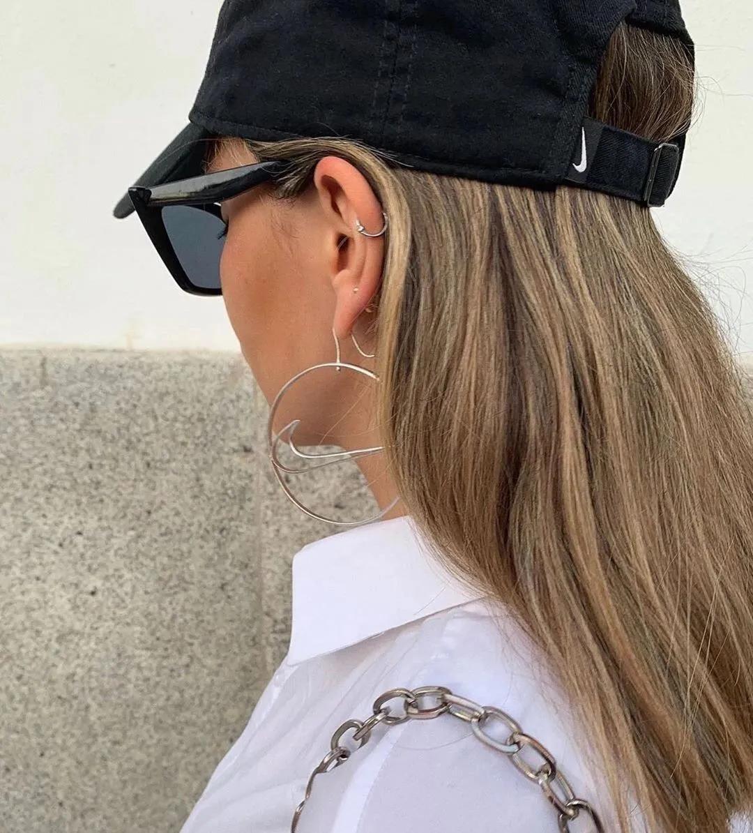 nike好看且好穿女,nike好看又不贵的单品衣服