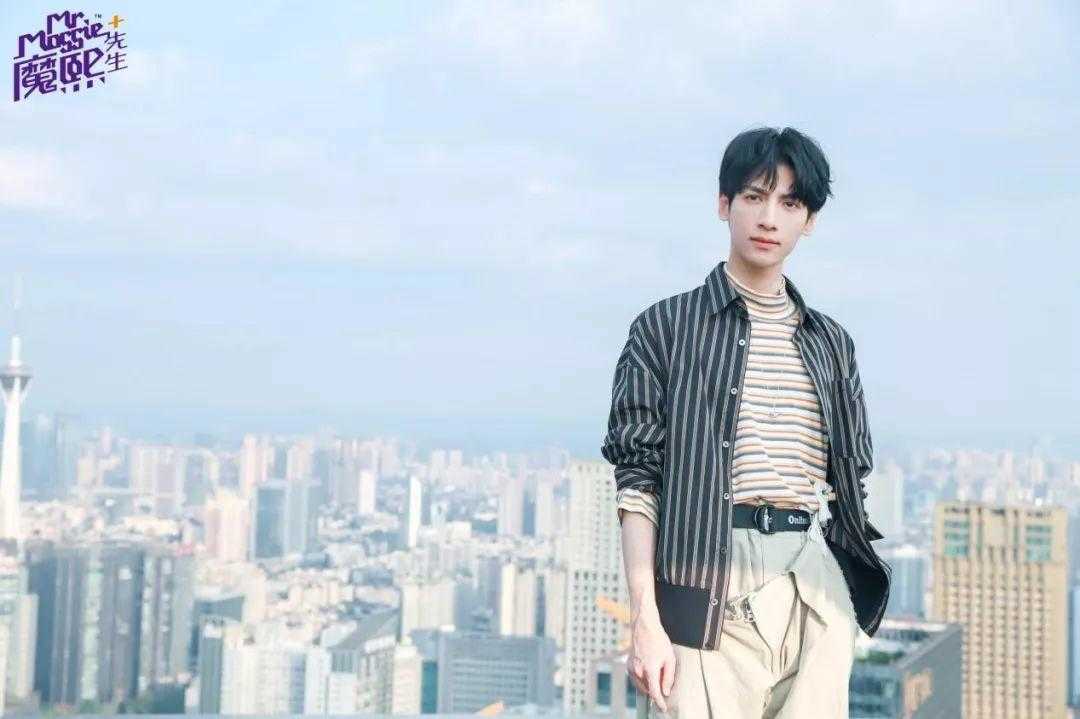 有一种执着叫执念,有一种平平无奇的叫罗云熙