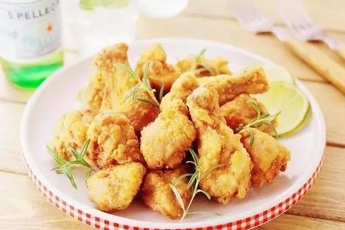 当土掉渣的菜遇到惊艳的名字，身价竟然翻了几番！