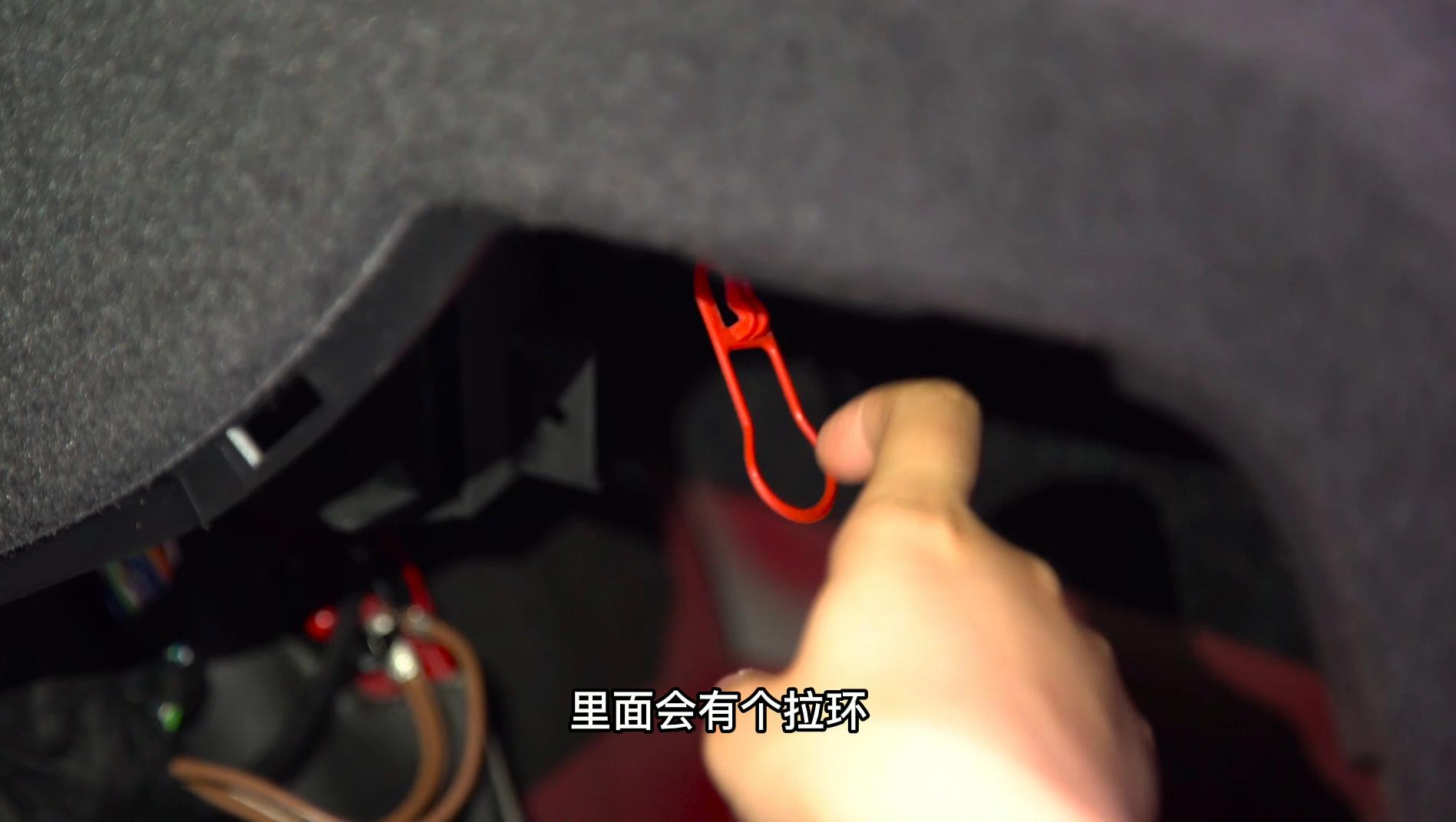 汽车油箱隐藏位置,汽车油箱上的小技巧有哪些