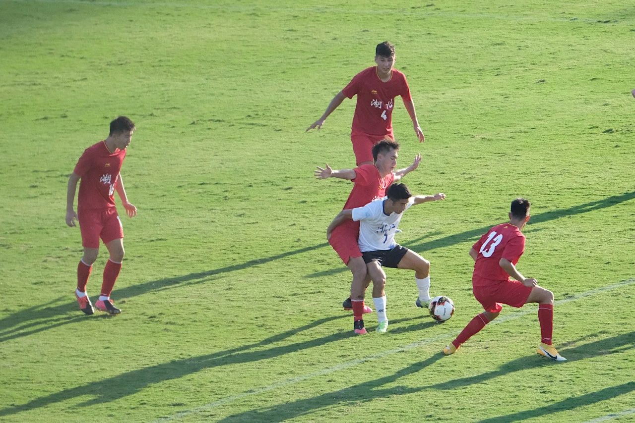 尖峰对决队,上海全运男足u20队名单