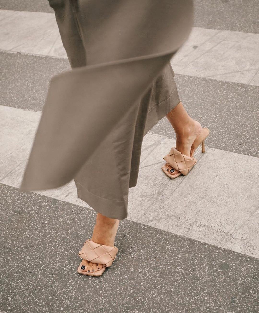 了解各种各样的鞋子,不同鞋子带给穿搭的风格都不一样