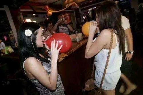 15岁少女借住男友死*党**家吸完笑气告他硬上！“笑气”有多危险？