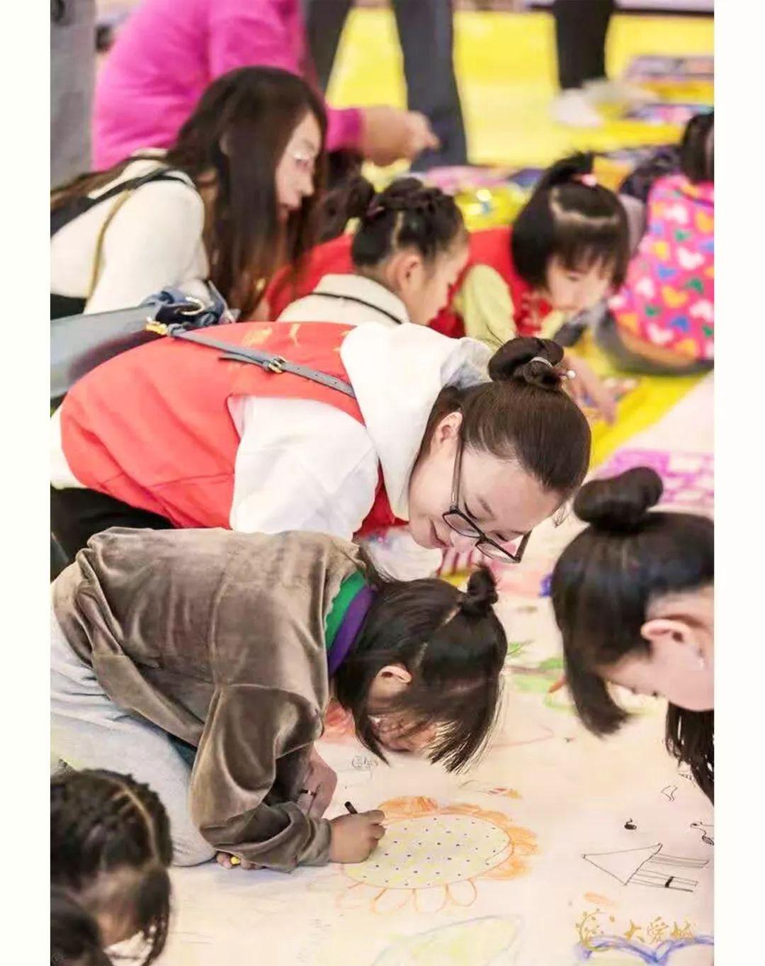 社区矫正专职社工立足本职工作,社工事务所三社联动