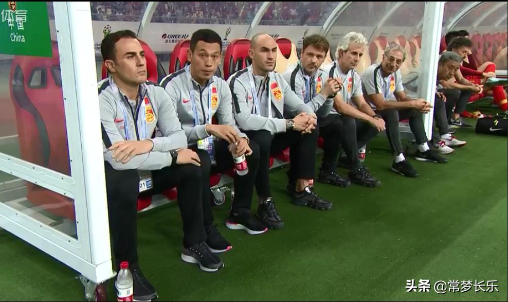 卡纳瓦罗玩火*焚自**，大幕刚拉开就准备倒数，里大爷还是你大爷！？