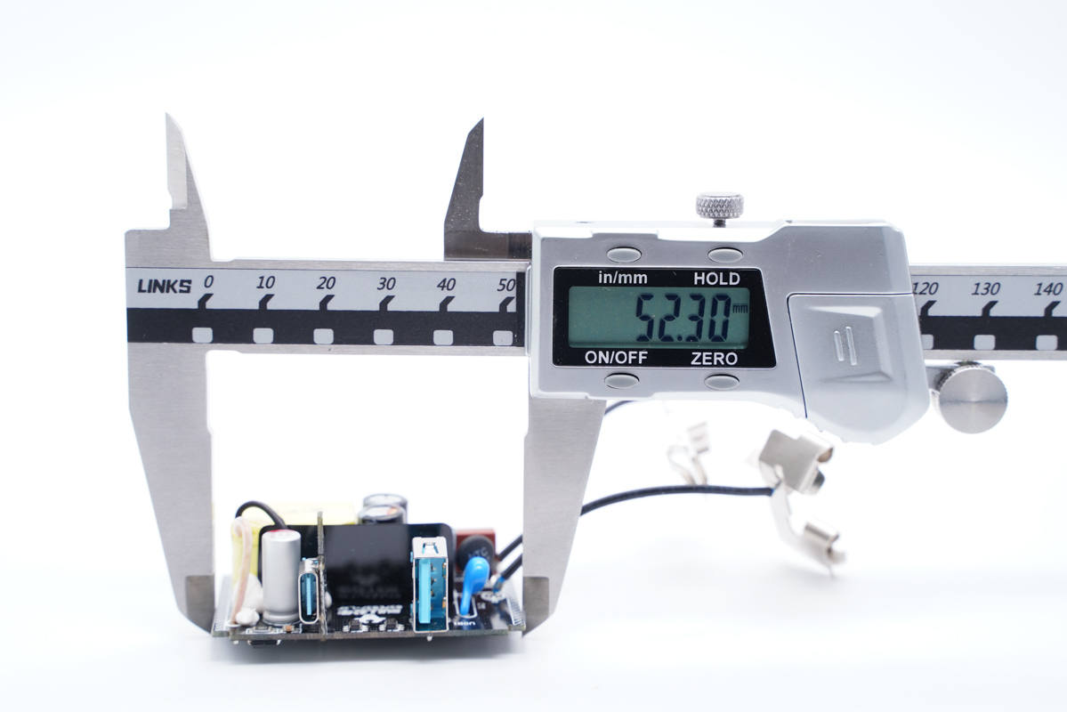 公牛快充多功能插座怎么样,插座一哥最新上市消息