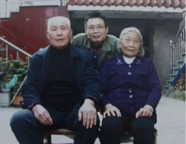 《一生世》｜不是“一生”，也不是“一世”，看“我”的残缺人生