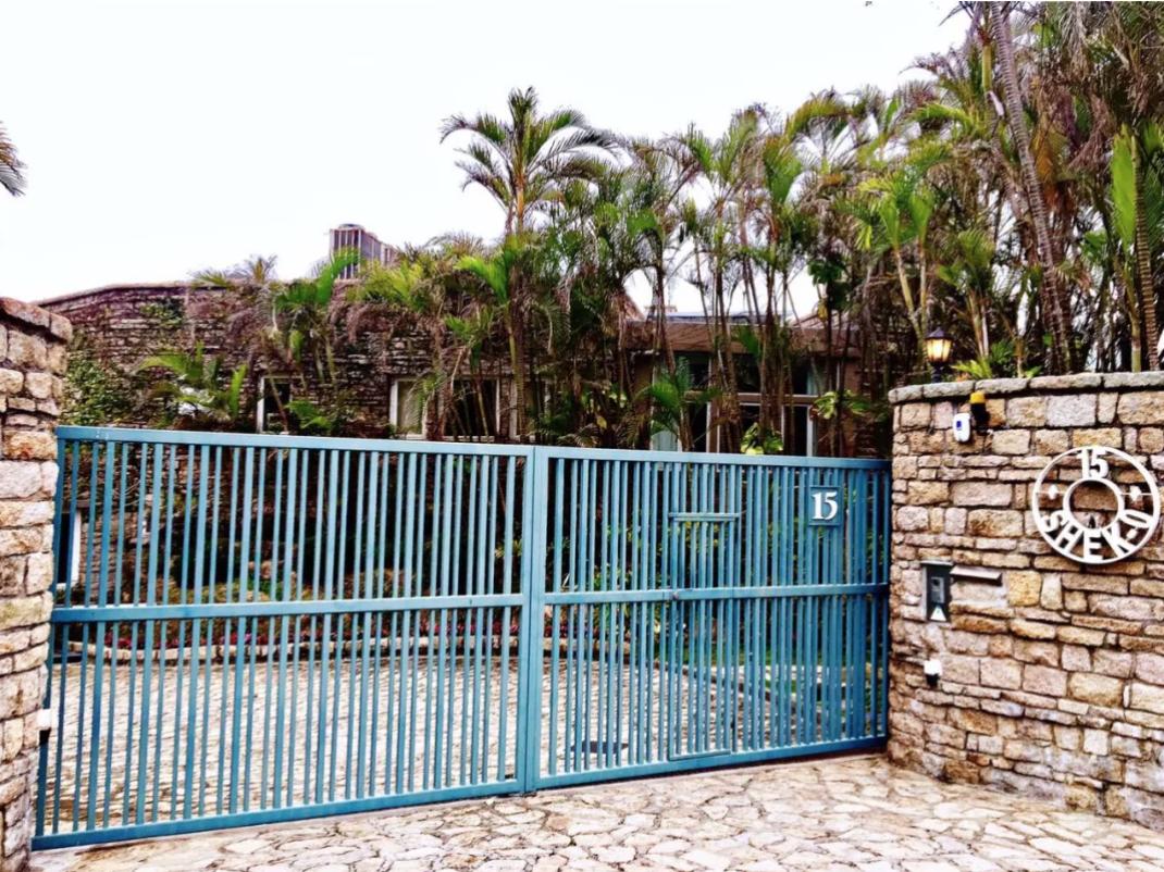 看完《喜宝》被气死，顶级富豪们最爱住的石澳道究竟是啥样？