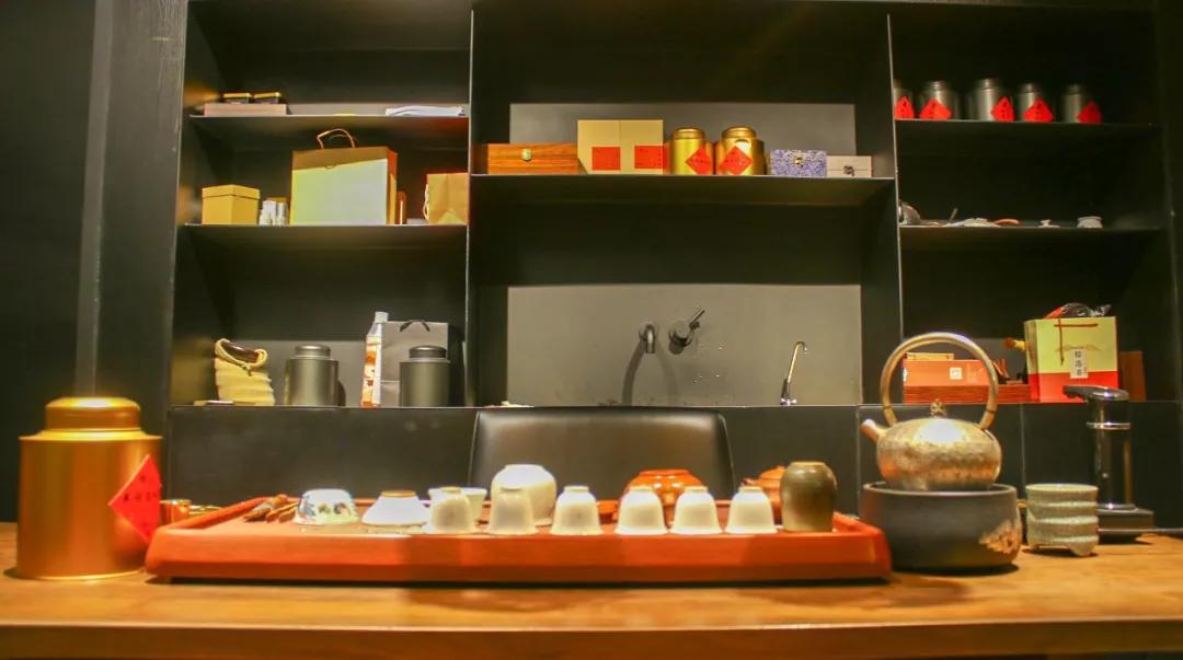 别宅家！来灵山工匠小镇祉遇酒吧看欧洲杯