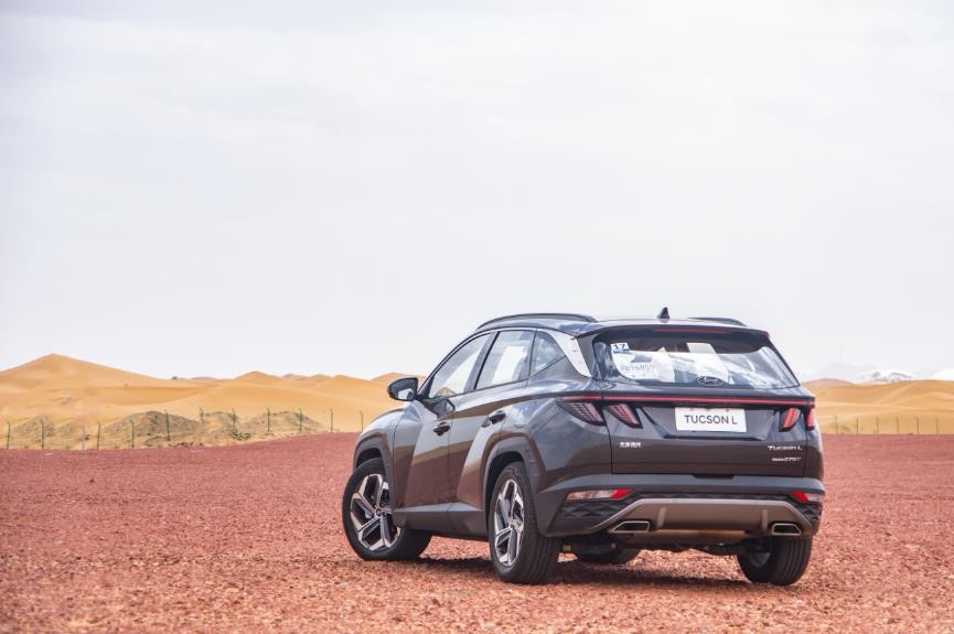 试驾第五代途胜l混动版,第五代途胜l的干式双离合怎么样