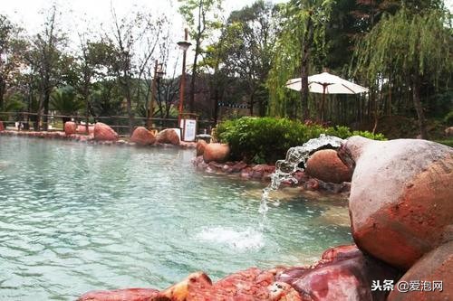 中国最具魅力的、最浪漫的温泉度假村:湖北洪湖悦兮半岛温泉!