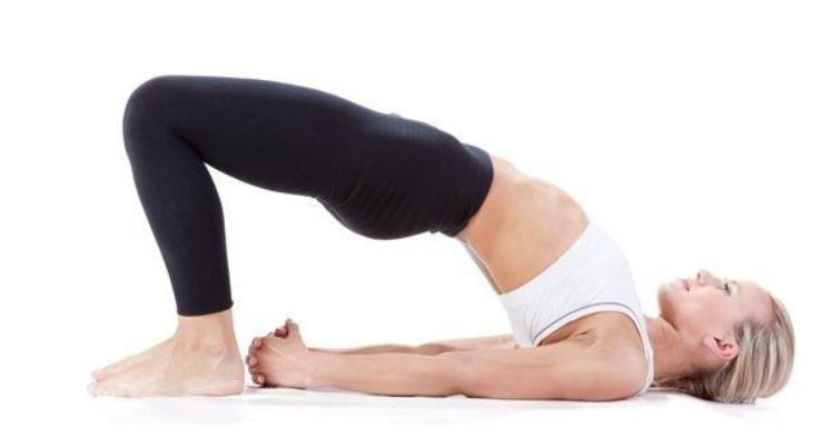 治疗骨盆前倾引起腰痛的锻炼方法,骨盆前倾腰疼纠正最快的方法