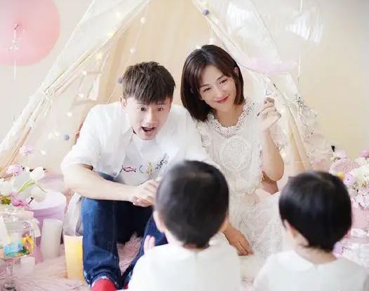 刘烨张杰春晚对话,张杰和刘烨一起参加跨年晚会