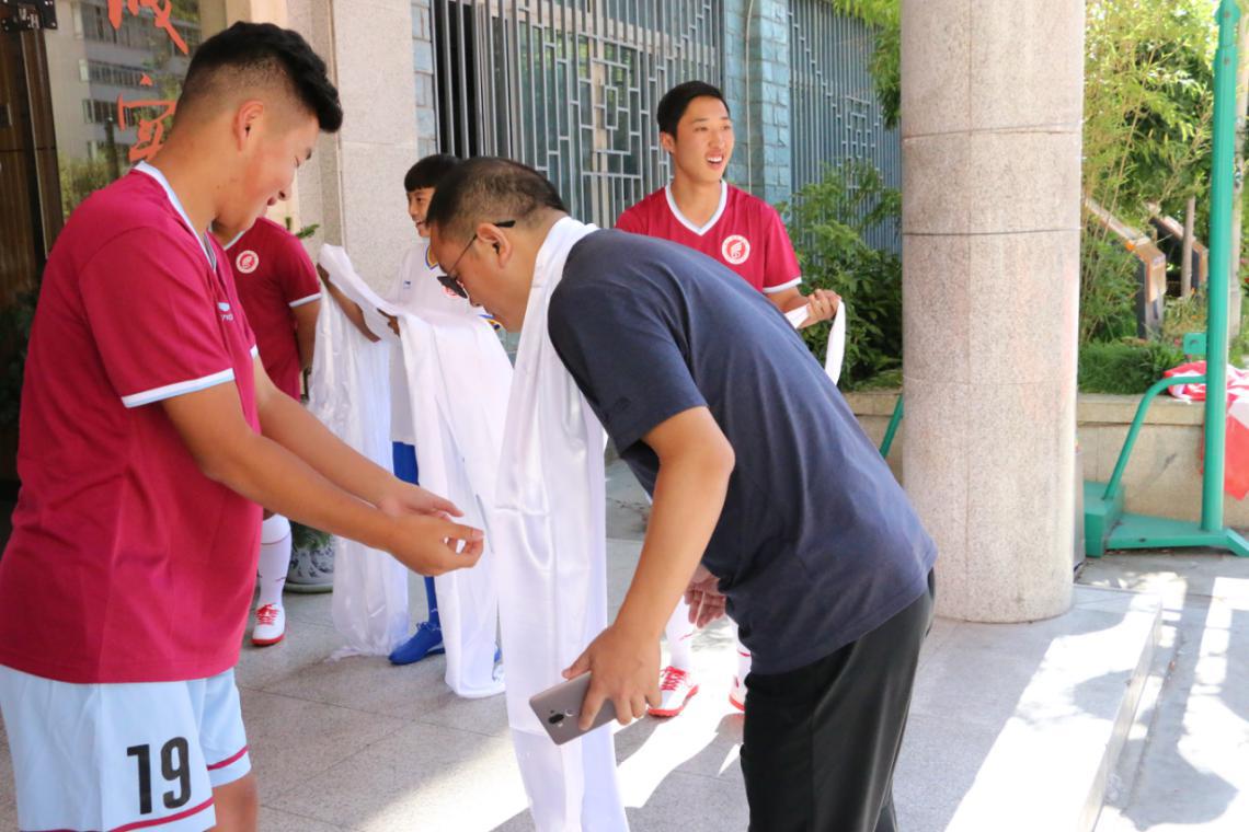 多彩青春·筑梦未来——“匠铸”圆山区足球之梦