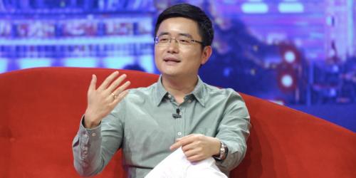 他32岁身家400亿逆袭成江西首富,曾经的落魄小伙后来成了百亿富豪