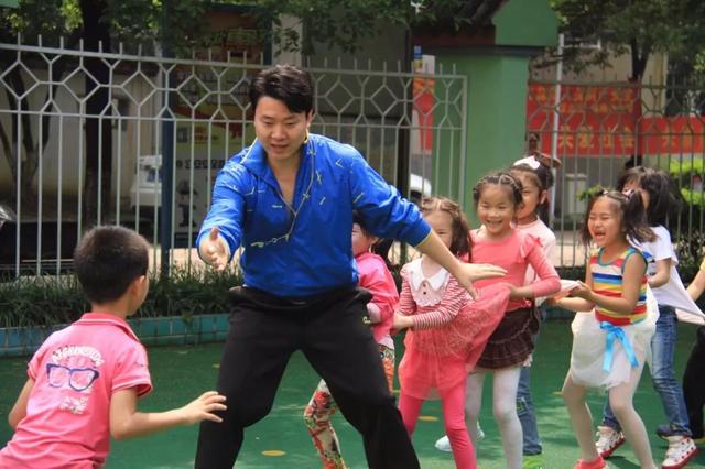 坚守教育初心当学生引路人,坚守教师初心做学生的引路人征文