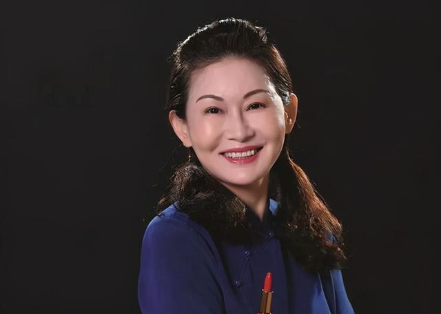 玻尿酸女王和伊美尔,玻尿酸女王的财富密码