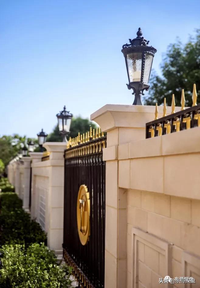 同行眼中的“另类”，购房者眼中的“匠人”。谁对谁错？