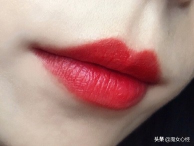 yslzoe联名试色,ysl联名黑管星辰