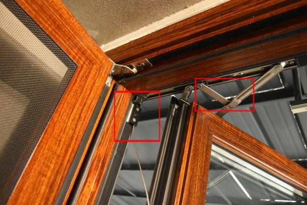 一不小心窗户掉了,怎么处理窗户防止坠楼