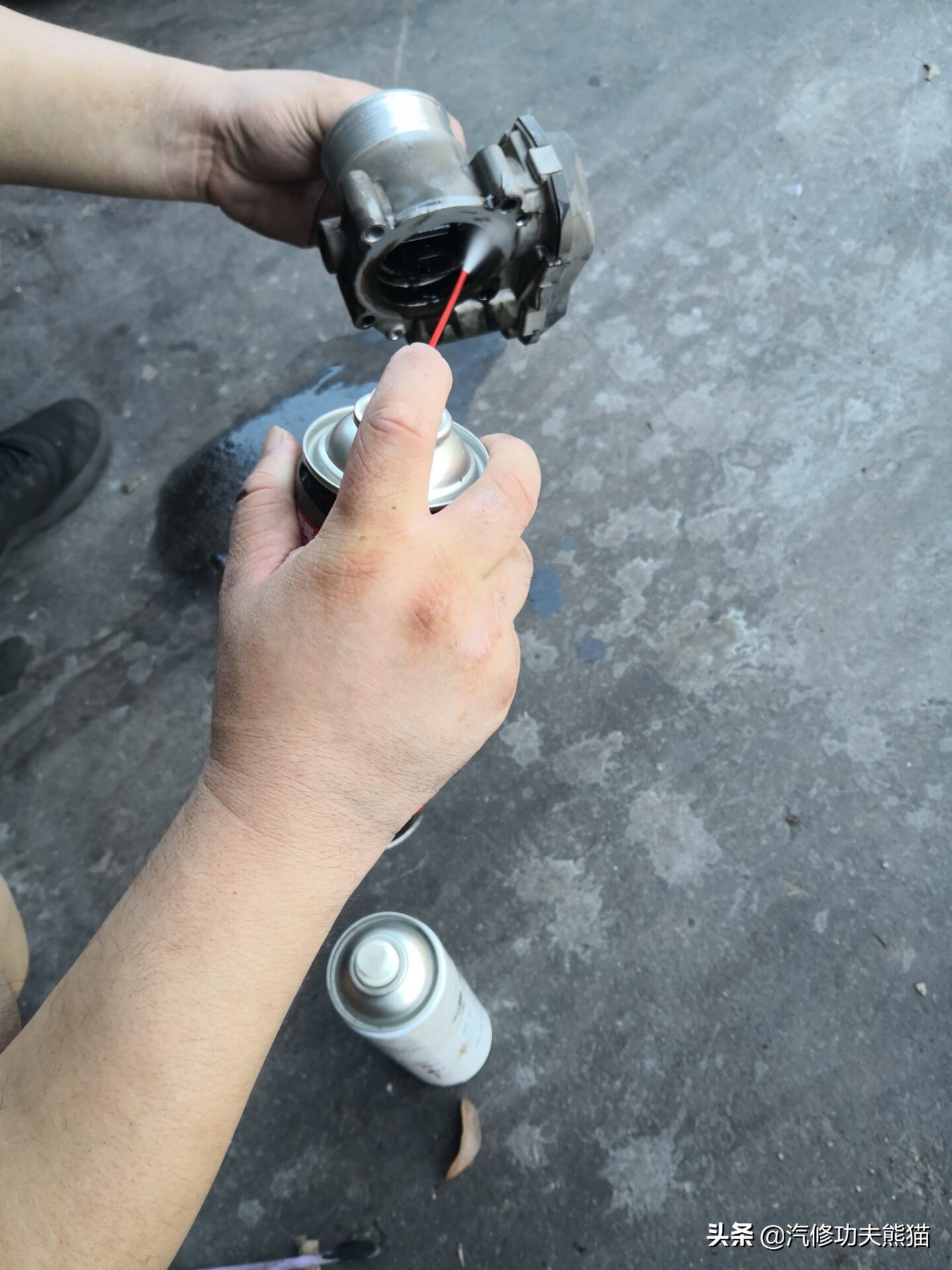 2017款途观丝绸之路1.8t烧机油吗,途观2015款1.8t四驱豪华版烧机油