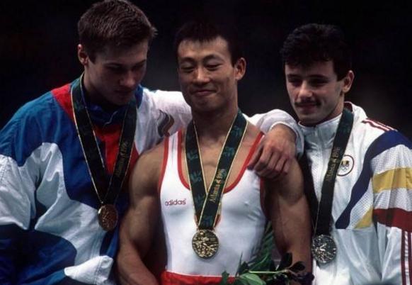 退役后的体操王子李宁,体操王子李宁入了外国籍吗