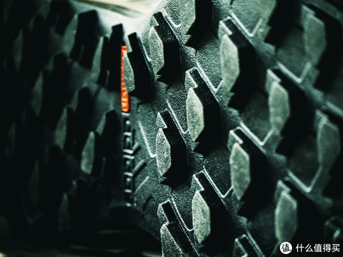 adidas阿迪达斯男子跑步鞋fy4320,阿迪达斯耐磨实战篮球鞋灰蓝开箱