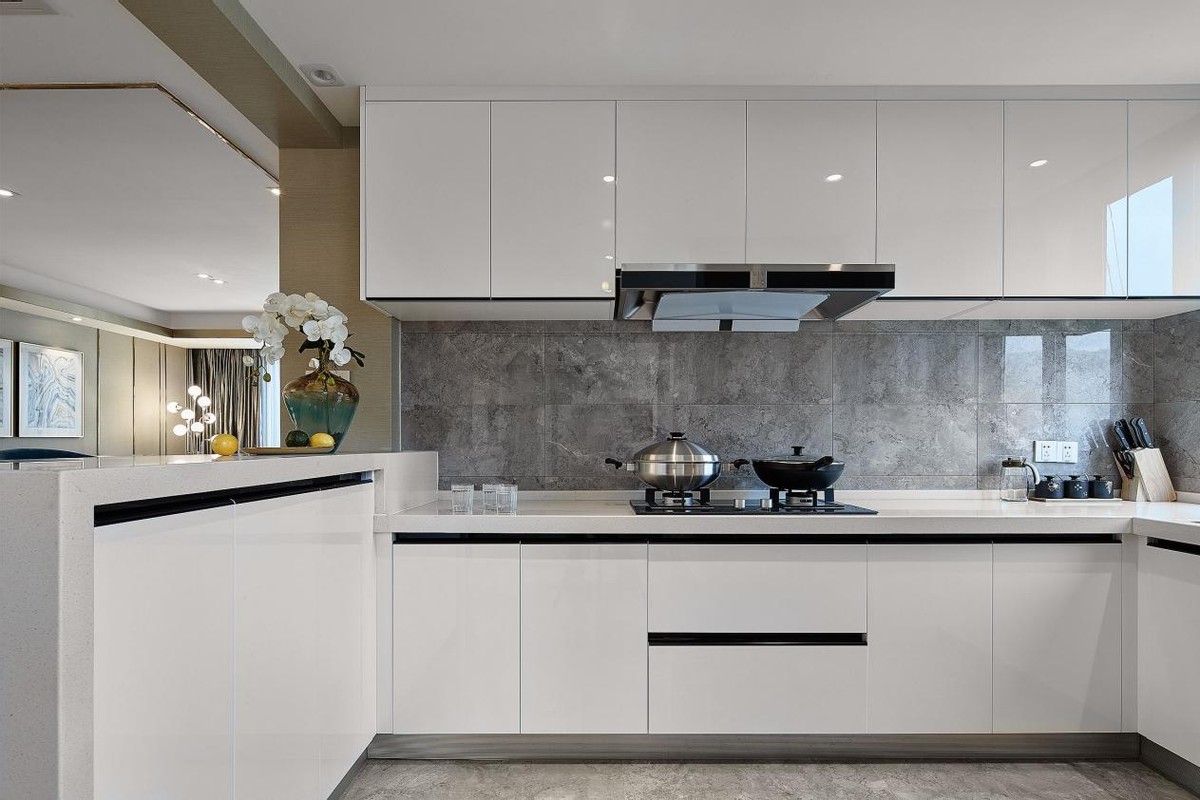 油烟机选侧吸还是顶吸好看,油烟机选顶吸还是侧吸的好