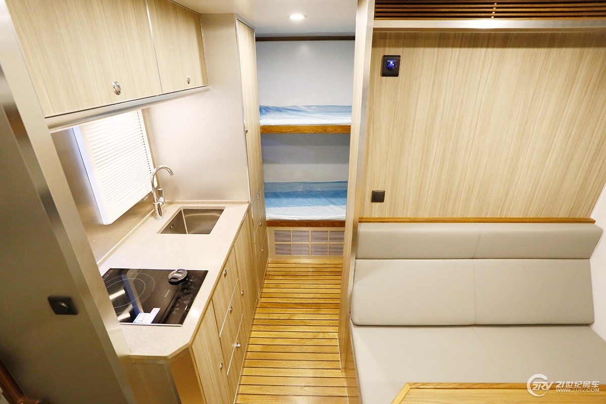 诺马迪森房车100万以内,1300万诺马迪森越野房车旅游