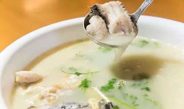 为什么女生总比男生长得高,为什么女孩子长高比男孩子要早