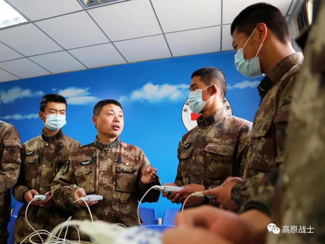 建功基层好军医丨白衣执甲,守望“生命禁区”