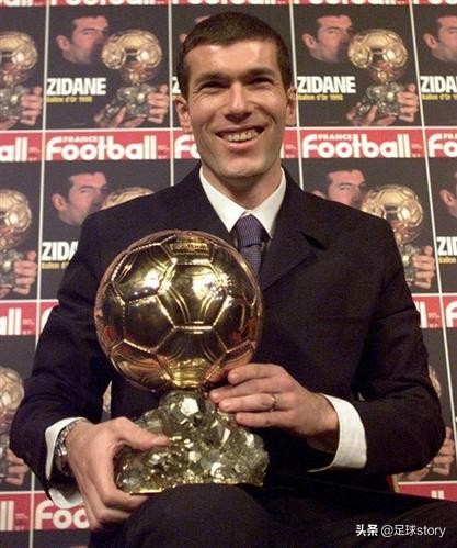 齐达内世界公认的大师,齐达内足球十大经典视频
