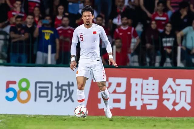 国足虐菜王,国足虐菜御用神锋