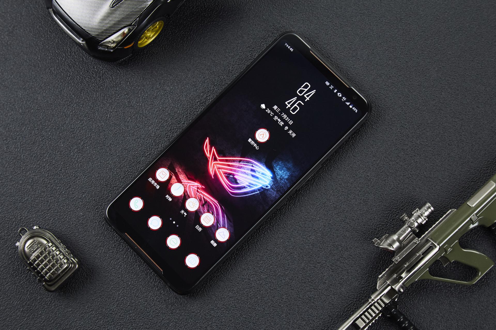 rog游戏手机2全套测评,rog游戏手机2上手体验